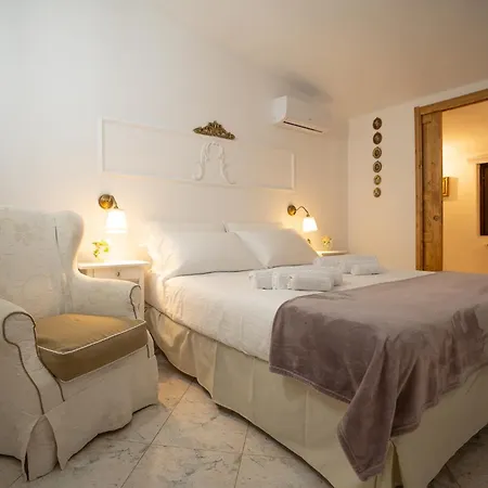 Maison Noisette Guest house Ottava
